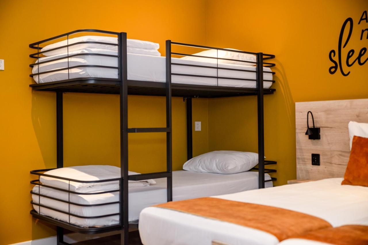Hotel Onder De Linden Роден Экстерьер фото