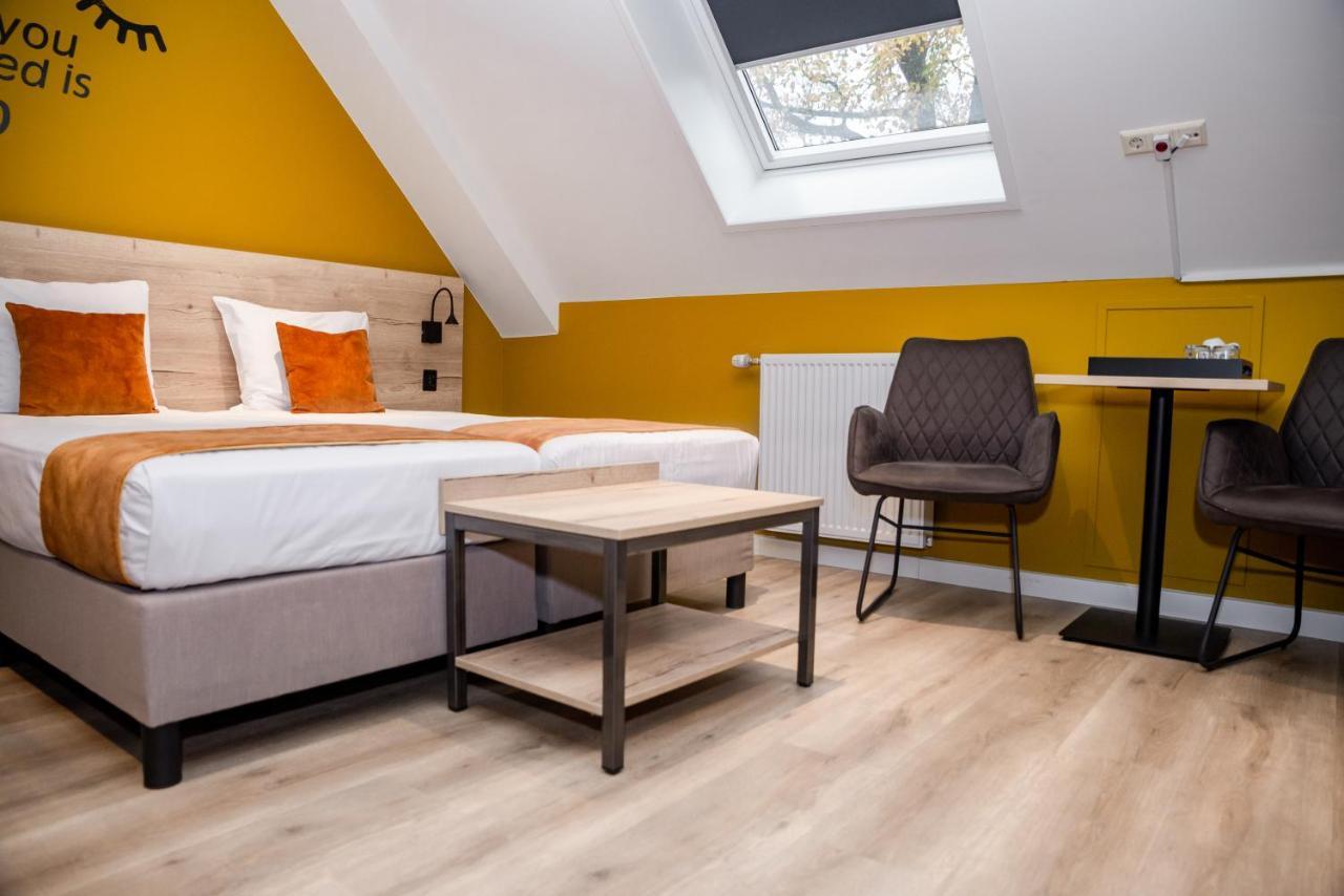 Hotel Onder De Linden Роден Экстерьер фото