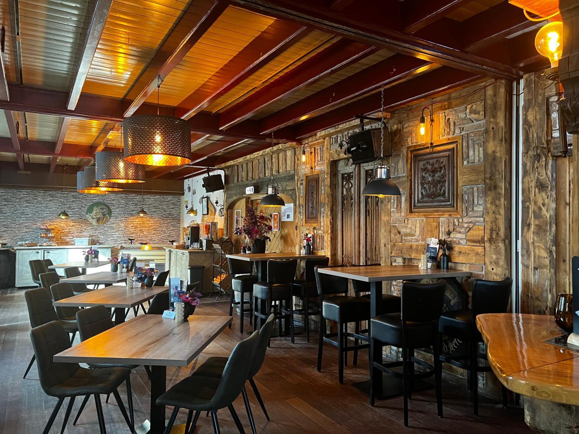 Hotel Onder De Linden Роден Экстерьер фото